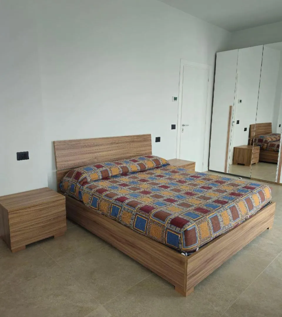 Appartamento Soleluna Varese 0*,  Italy